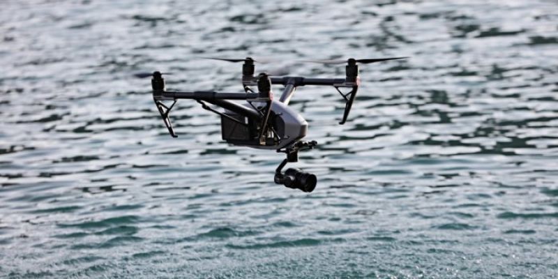 Смоленские рыболовы используют дроны для ловли хищной рыбы