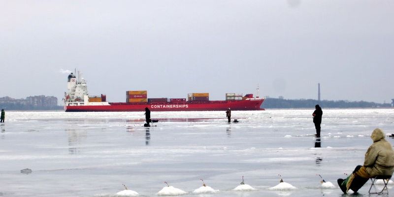 Запрет выхода на лёд в Санкт-Петербурге продлён до 1 февраля