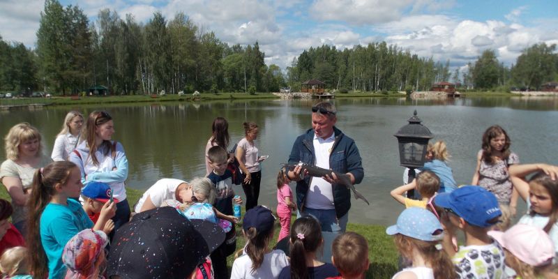 Счастливые дети - День защиты детей на рыбалке в Ихтиолог